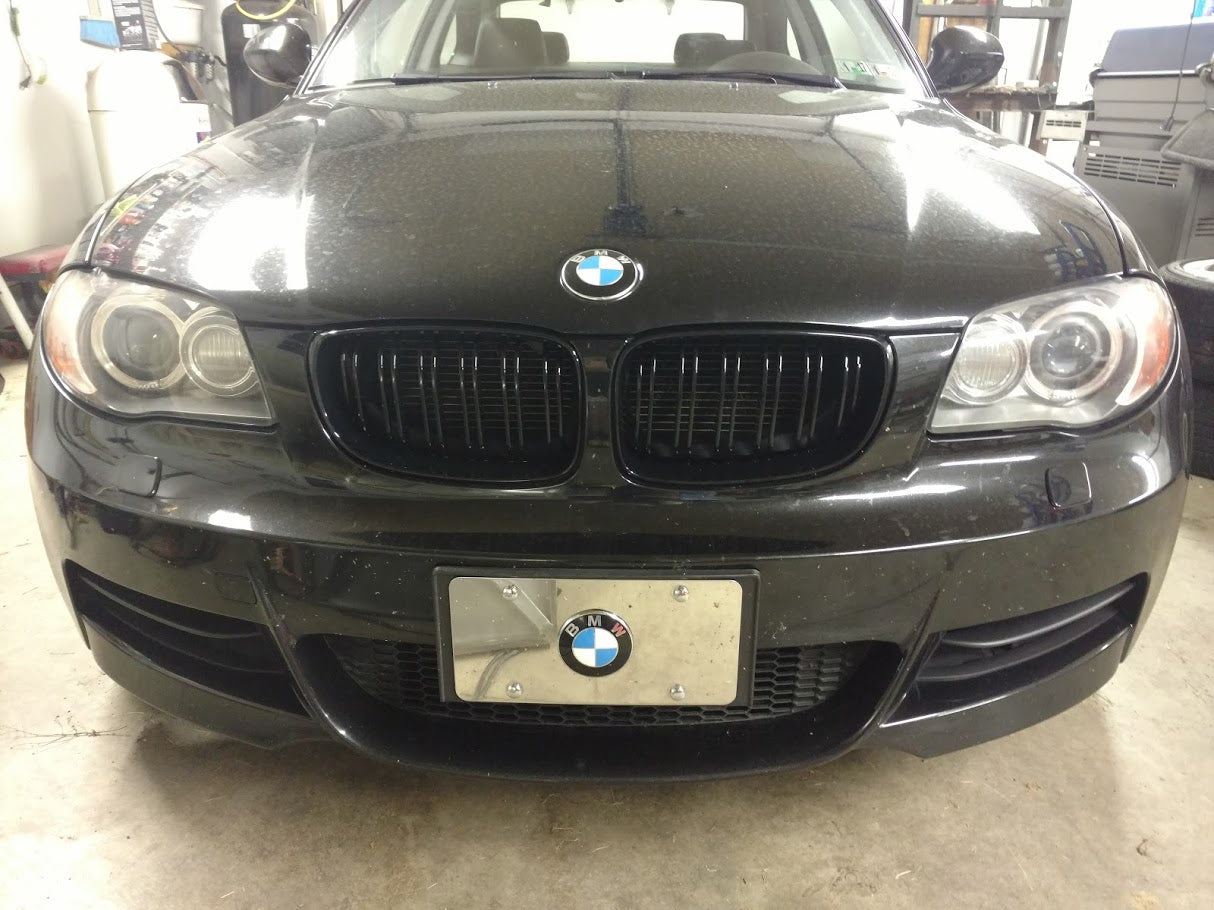 BMW E81 E87 E82 E88 1 SERIES Gloss Black Double Slat Kidney Grills 2007 - 2013