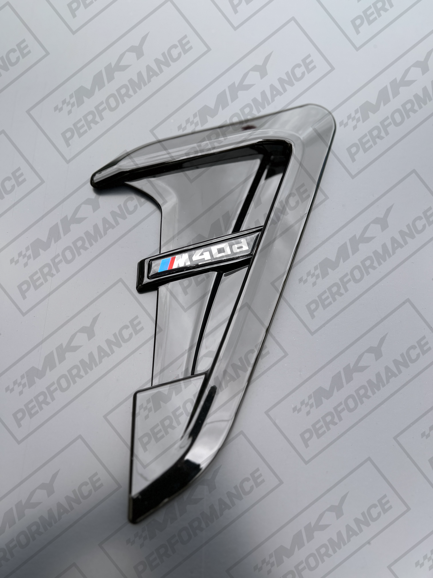 MKY PERFORMANCE X3 / X4 M40d Front Fender Side Vent Badges for G01 / G02